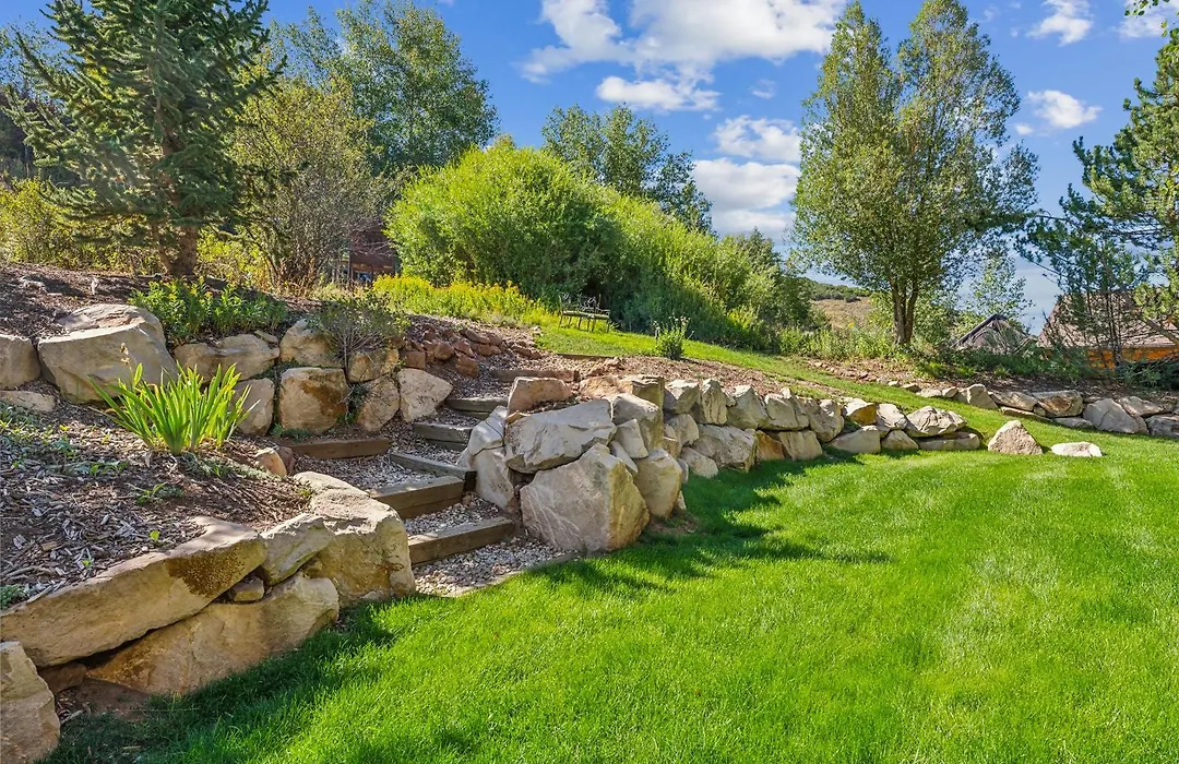 Mountain Luxury, Sleeps 10, Private Hot Tub, 15 Min To Canyons, Ideal For Family Getaways!-1