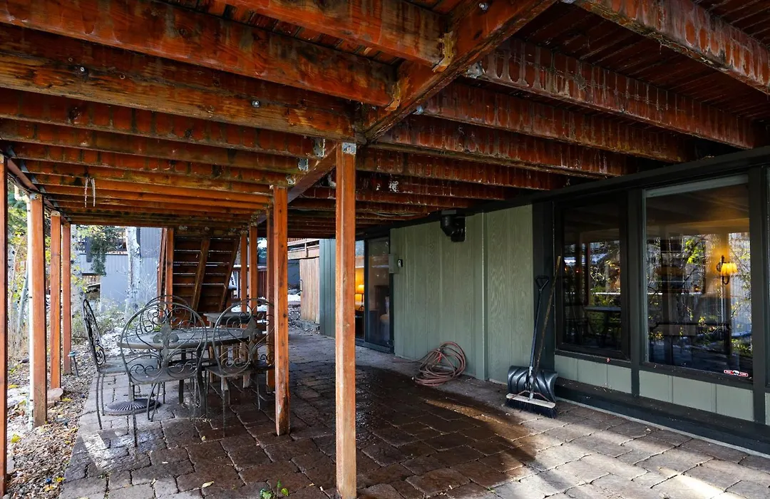 Ski In And Out, Short Walk Or Drive To Ski And Bike Access, Private Hot Tub, Sleeps 6-1