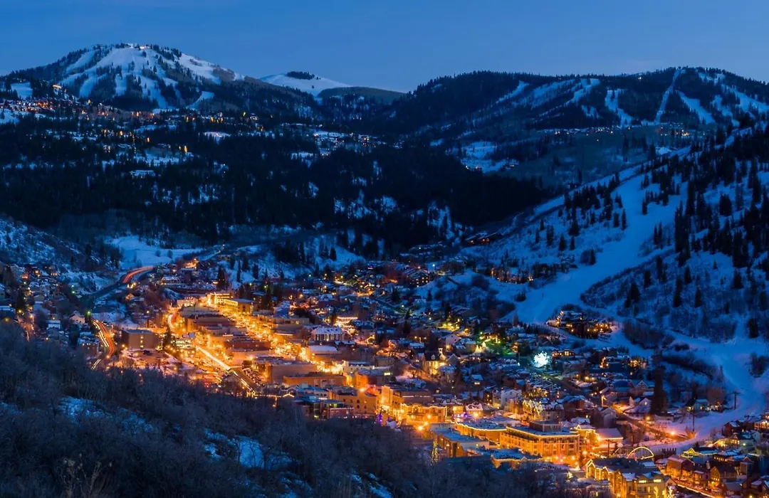 Skiers Lodge-1
