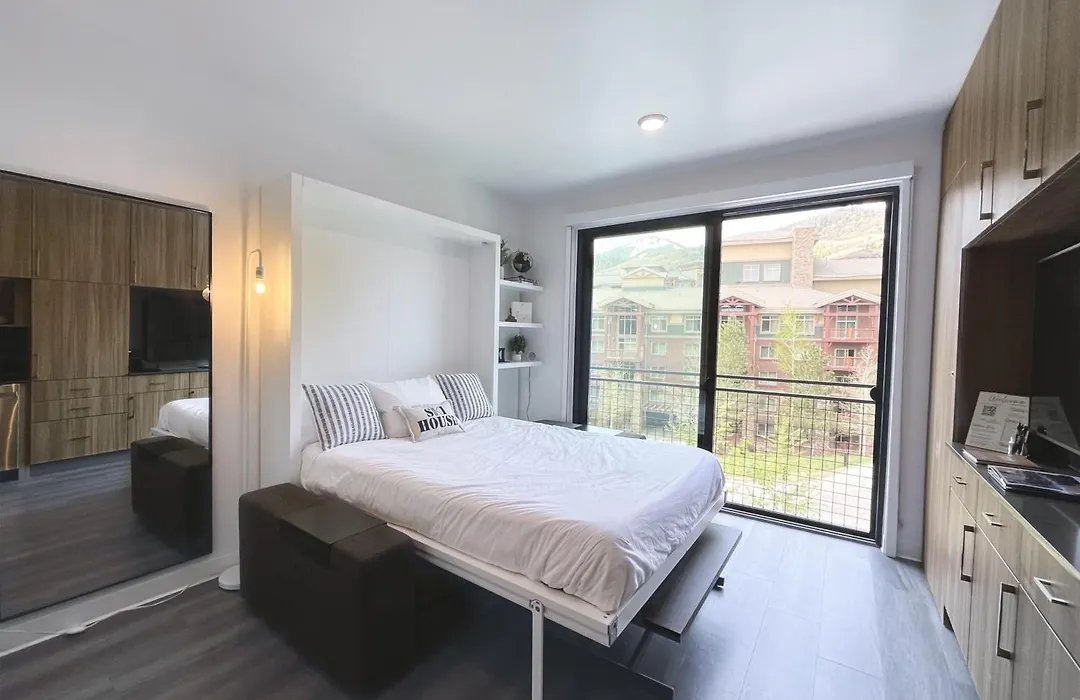 Slope Side Studio In The Heart Of Canyons Village With Heated Pool & Hot Tub!-1