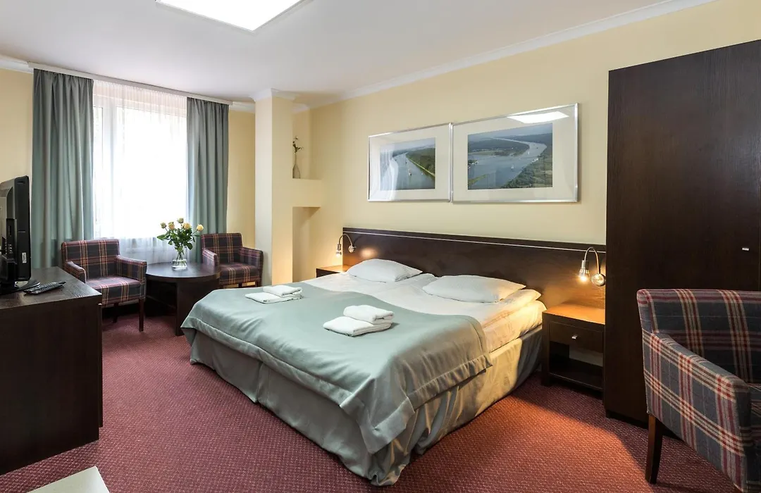 Resort Plaza Spa-1