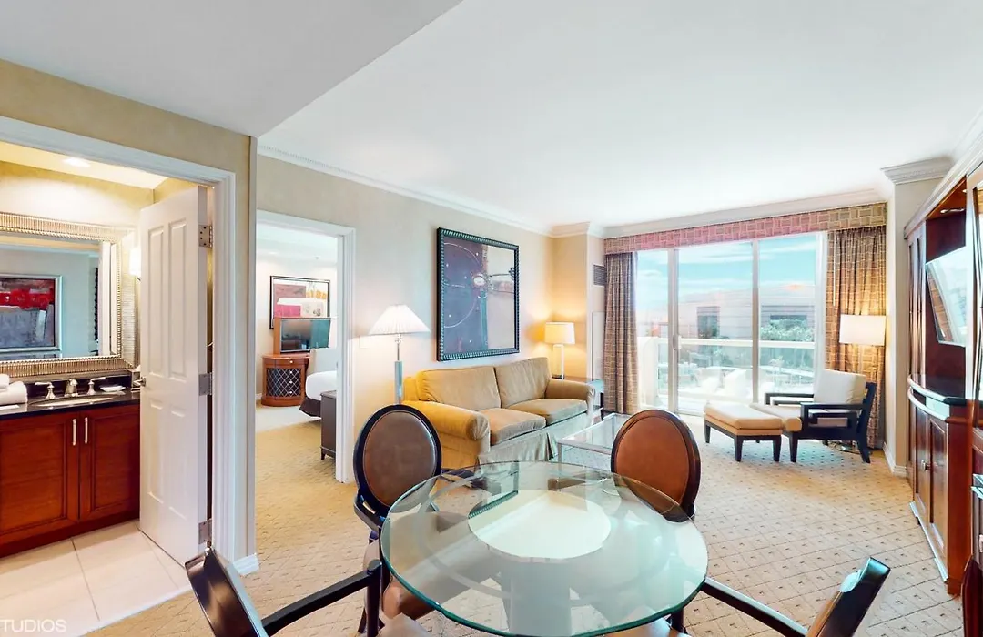 Lady Luck'S Vista - Private Balcony - Full Kitchen - Two Full Baths - Jetted Tub - Full Mgm Grand Resort Access W No Resort Fee At Mgm Signature-1