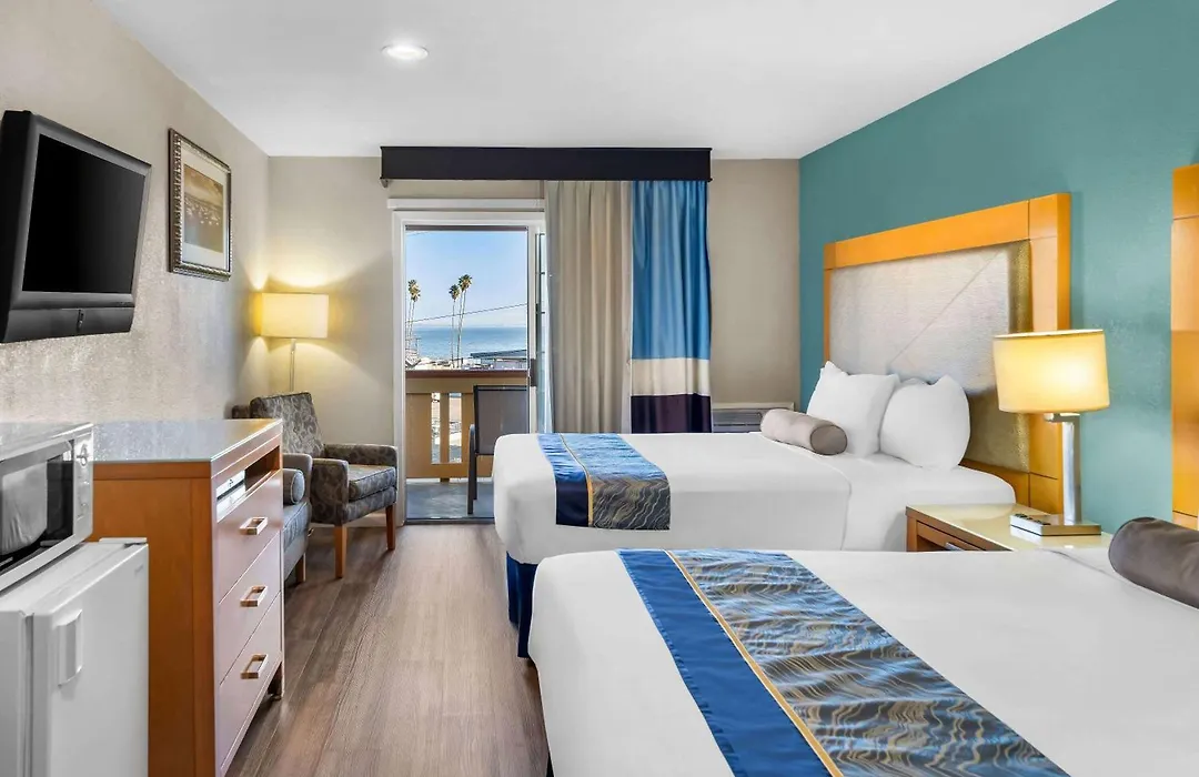 Howard Johnson By Wyndham Santa Cruz-1