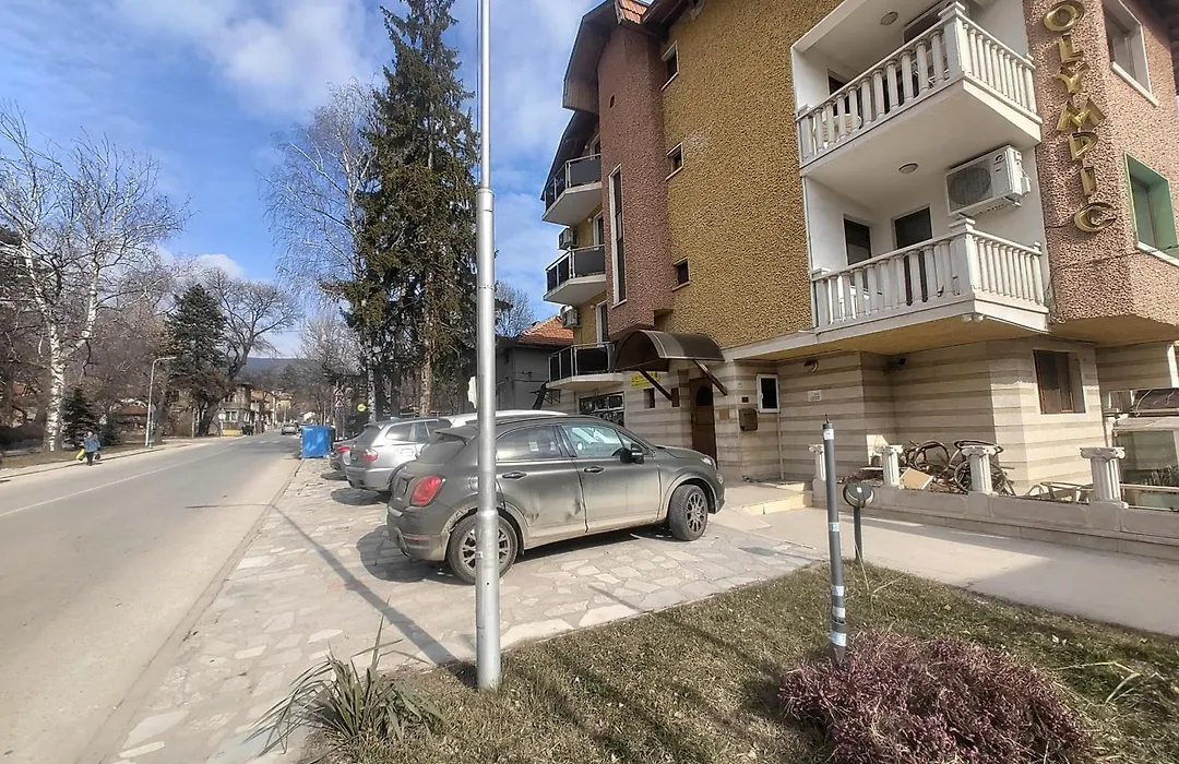 Olympic Guest House With Free Parking-1