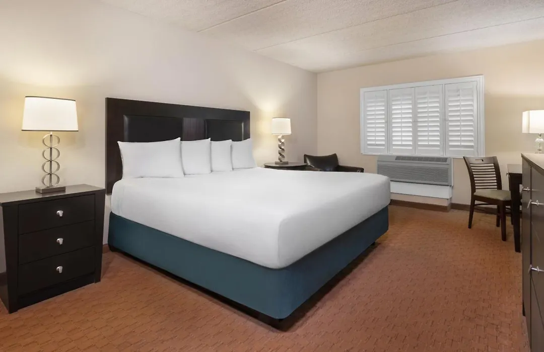 Tropicana Laughlin Hotel & Casino - A Caesars Rewards Destination-1