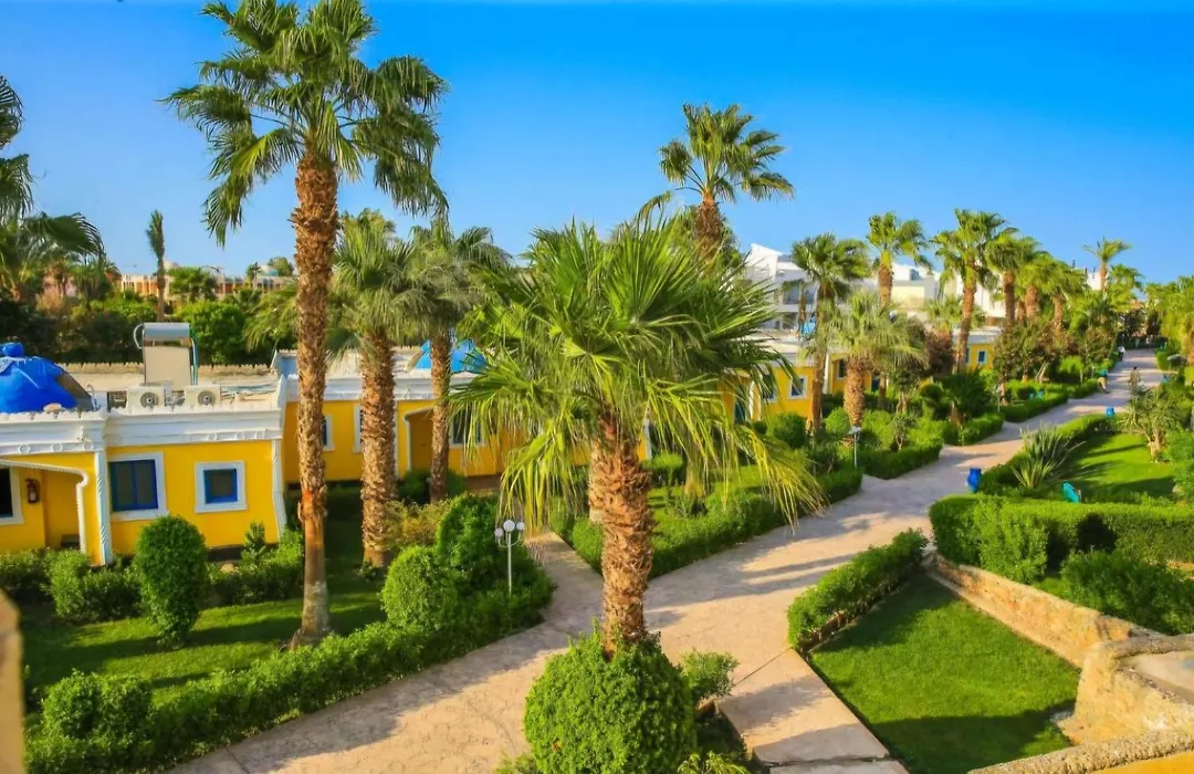 Lilyland Beach Resort & Waterpark-1