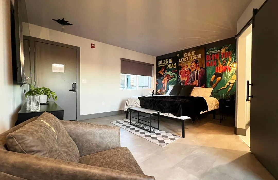 Bent Inn - Lgbtq Hotel-1