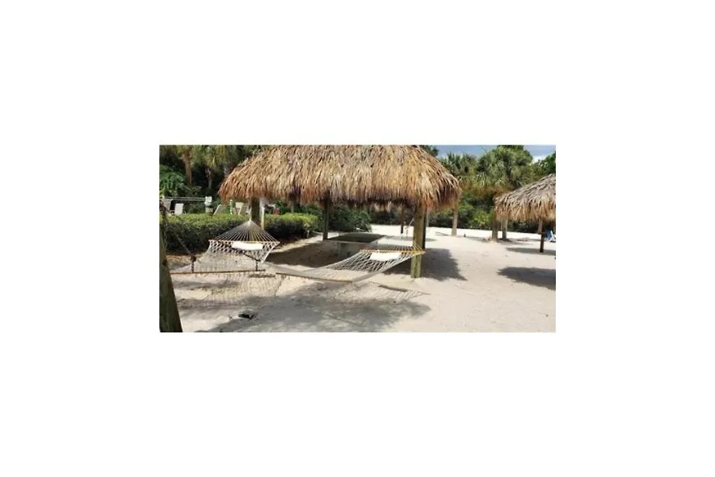 Cozy 3 bedroom Condo near Disney World!-1