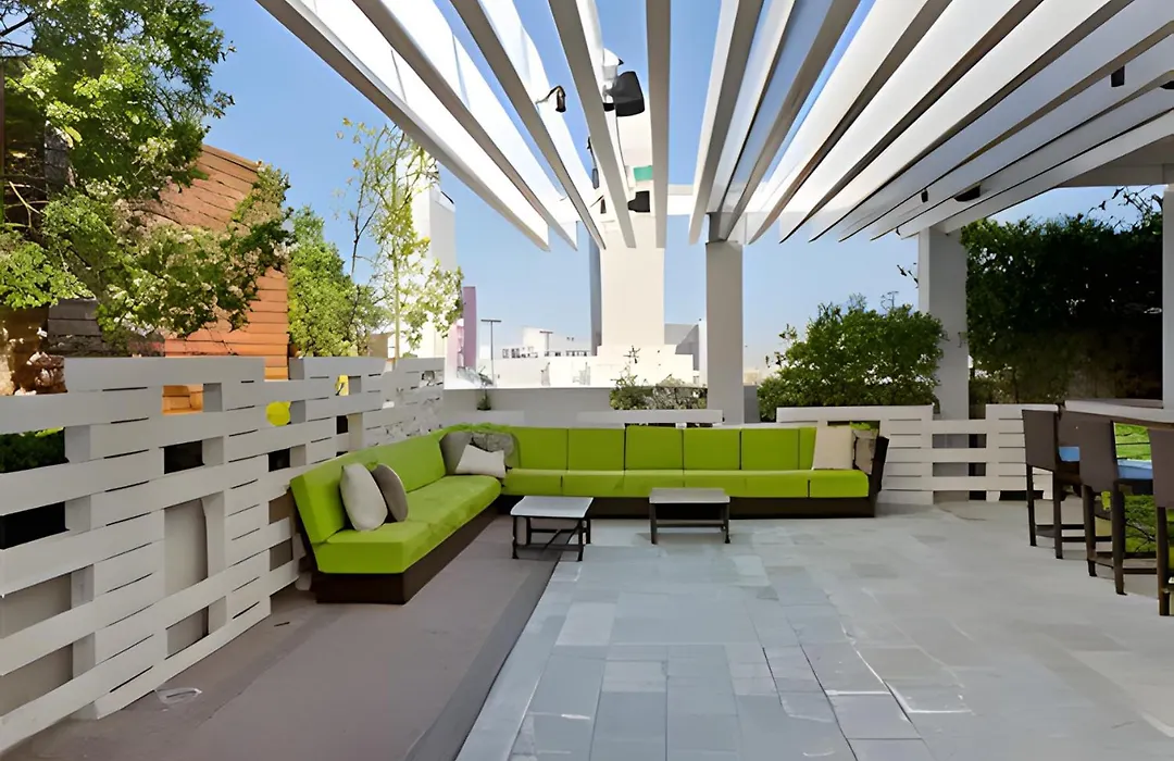Palms Place-1