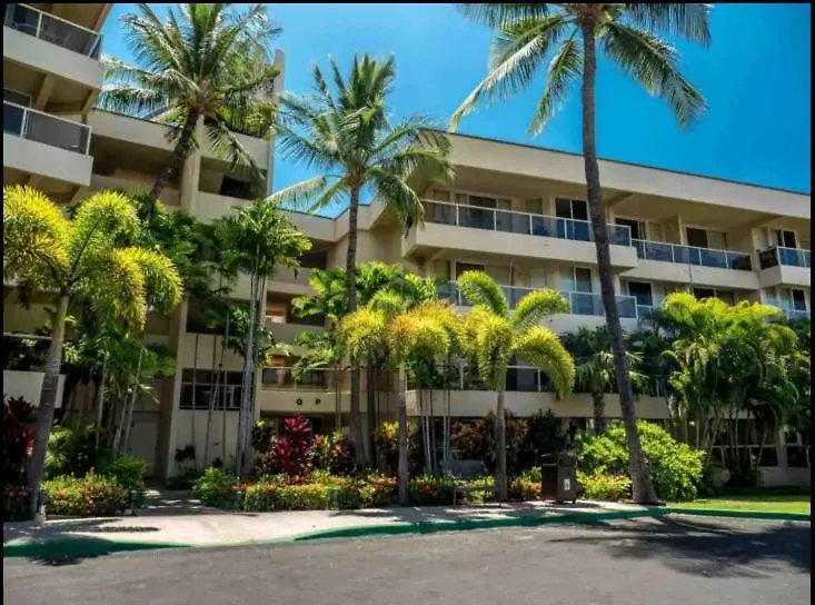 Resort Retreat Studio-Walk To Beach, Shops, Dining With Ac, Wifi-1
