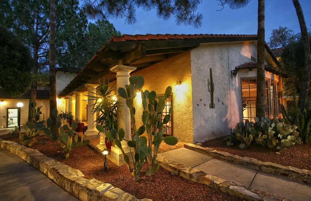 Doubletree Suites By Hilton Tucson Airport-1