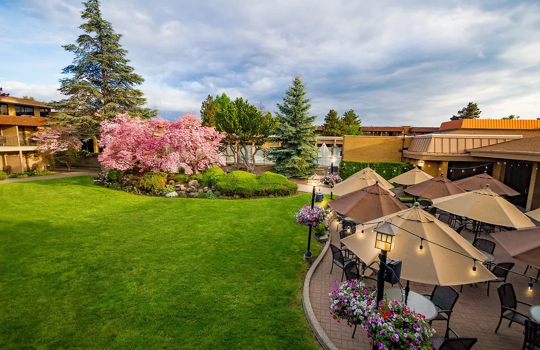 Mirabeau Park Hotel-1