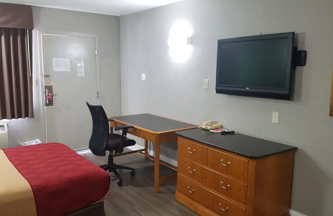 Econo Lodge Norfolk Airport-1