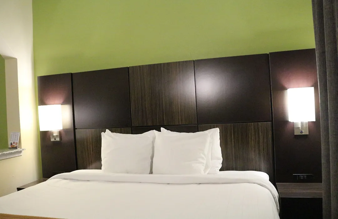 Best Western Knoxville Suites - Downtown-1