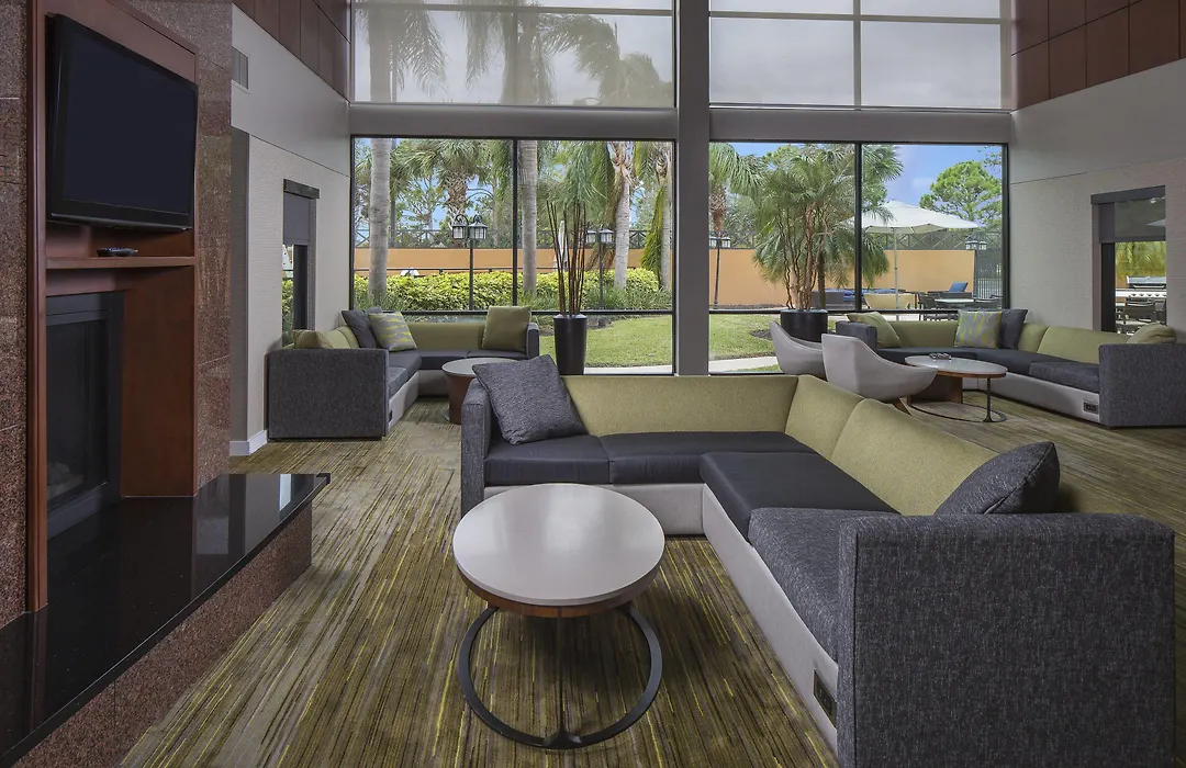 Courtyard By Marriott Daytona Beach Speedway/Airport-1