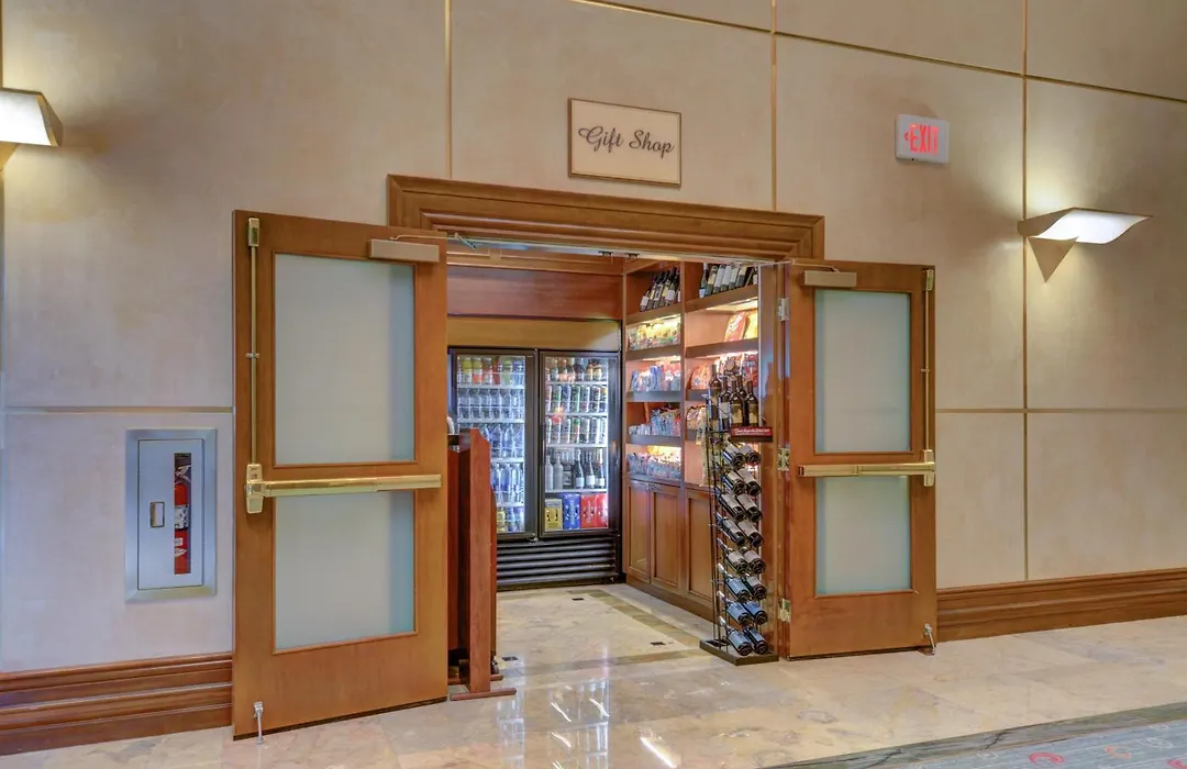The Wildcard Suite At Mgm Signature 5 Min Walk From F1 Grandstand Located At Tower 3-1