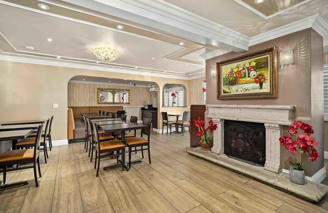 Lemon Tree Hotel And Suites-1