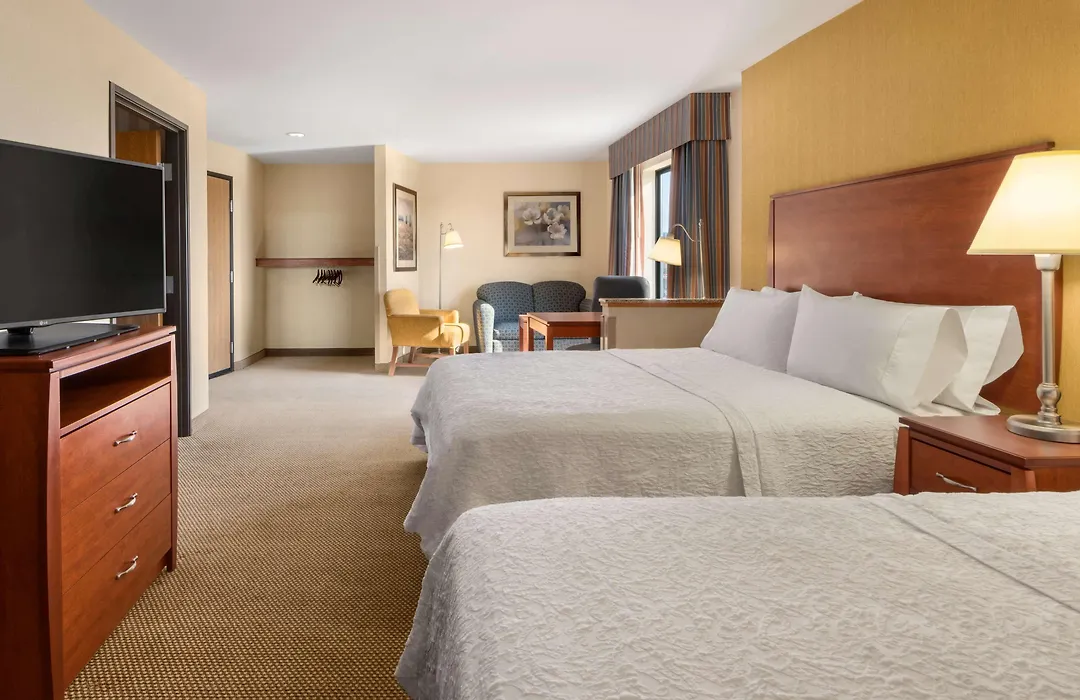 Hampton Inn Spearfish-1