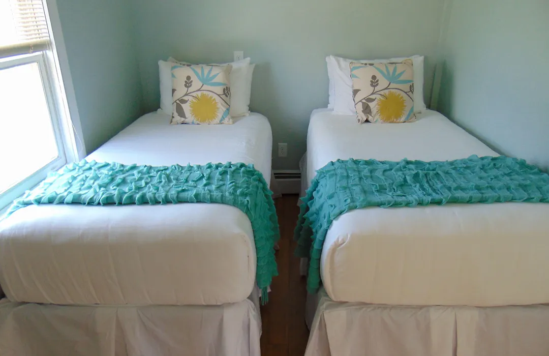 Colonial Inn-1
