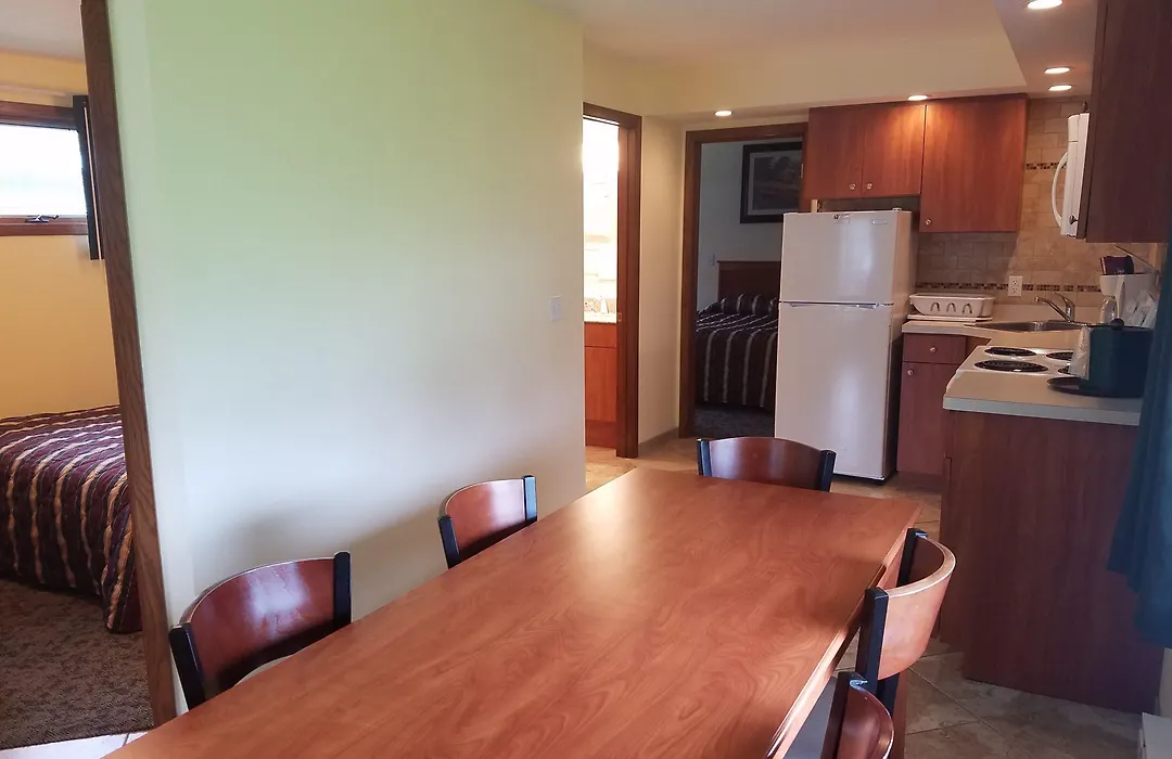Black Hawk Motel & Suites-1