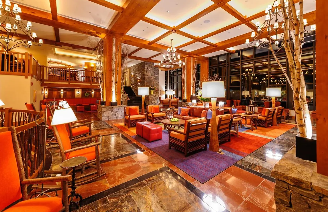 319 Lodge At Spruce Peak Ski In Ski In Ski Out King Studio By Stowe Mountain Rentals-1