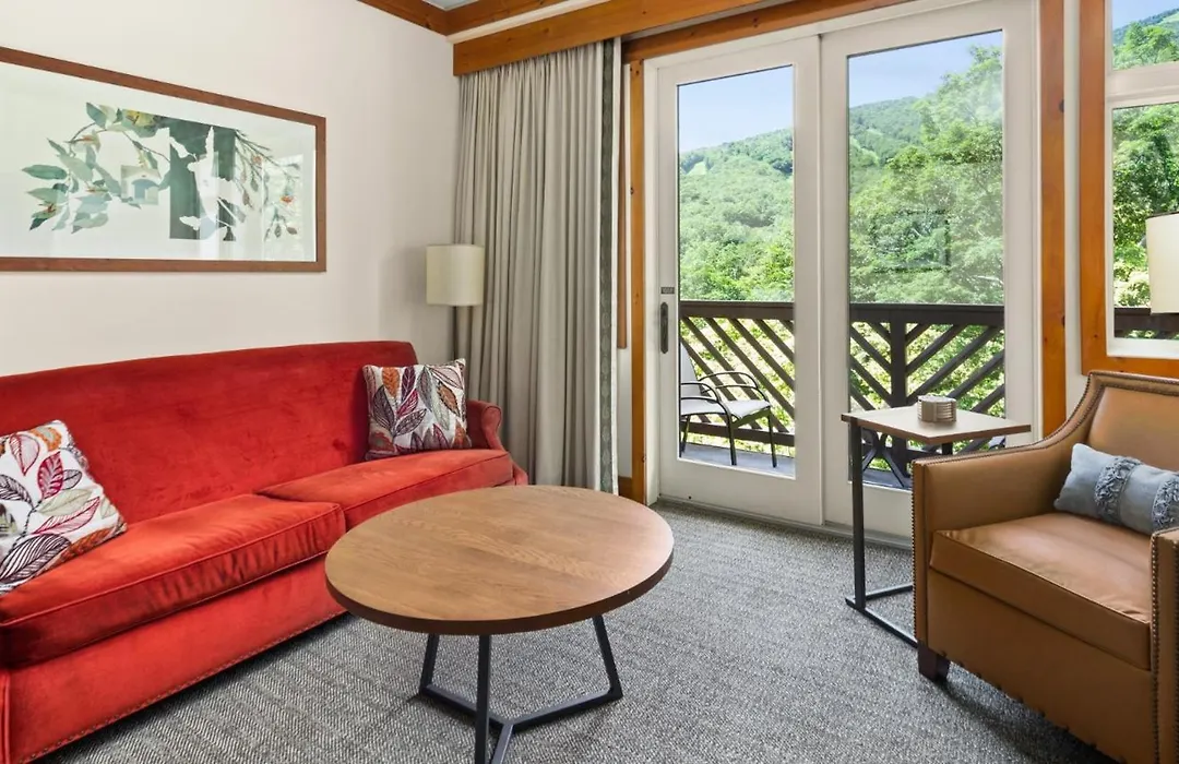 1334 Studio Spruce Peak Lodge Sleeps 4 Ski In Ski Out-1