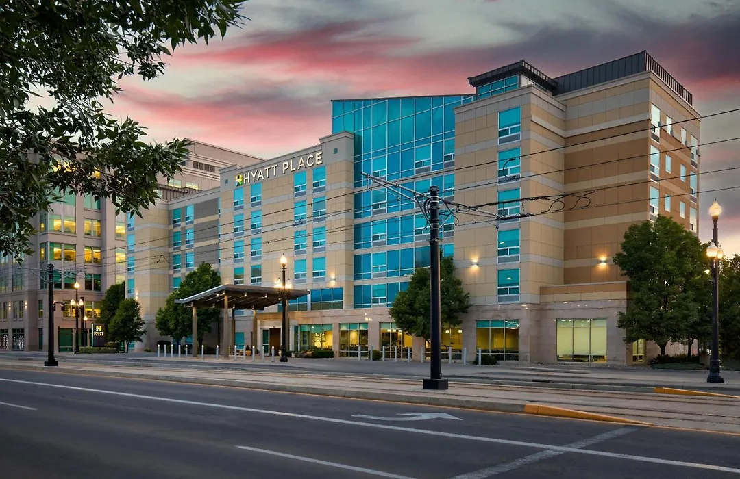 Hyatt Place Salt Lake City Downtown / The Gateway-1