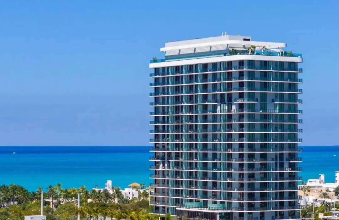 Miami Beach Oceanside Oasis-1