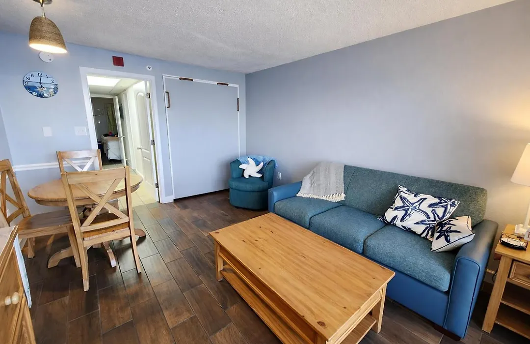 Heated Pools, Heated Lazy River, 3 Hot Tubs-Privately Owned Oceanfront Renovated Condo On 12Th Floor-1