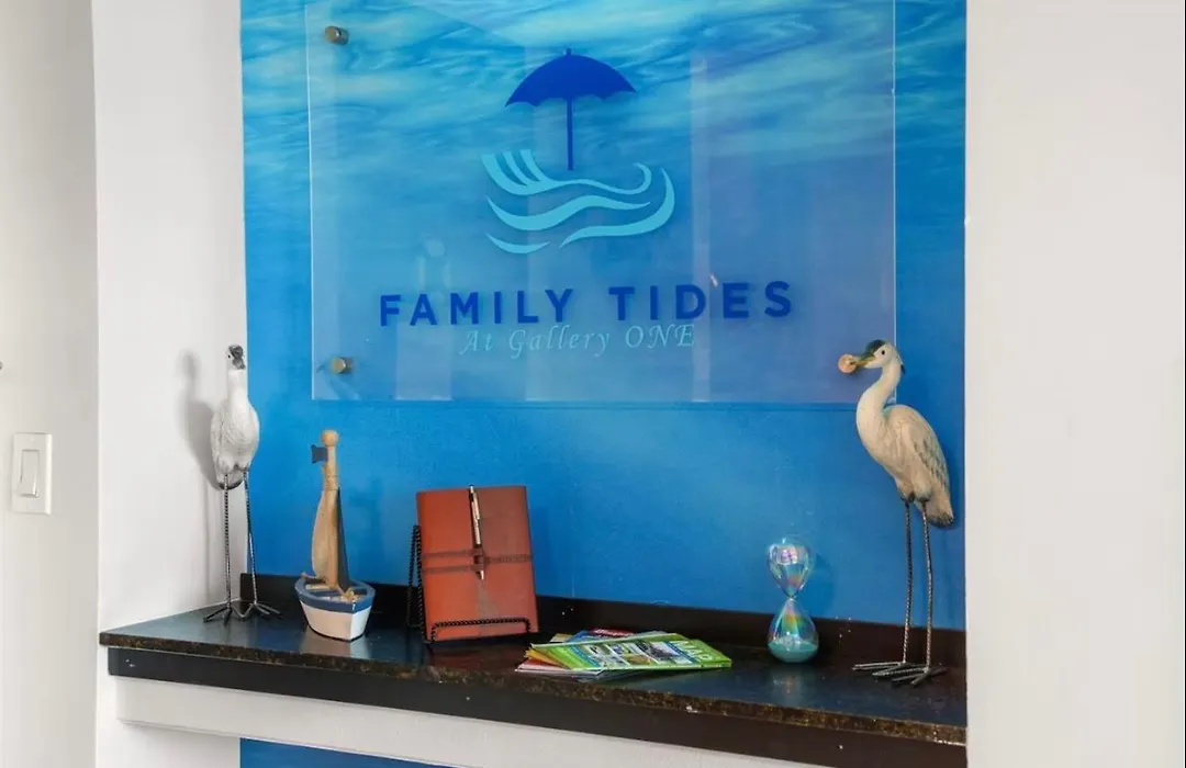 Family Tides At Galleryone-1