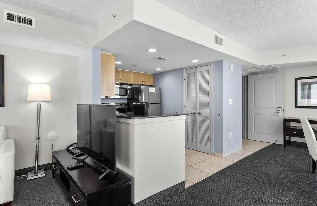 Glass Wrapped Around Corner Unit Unbeatable View-1