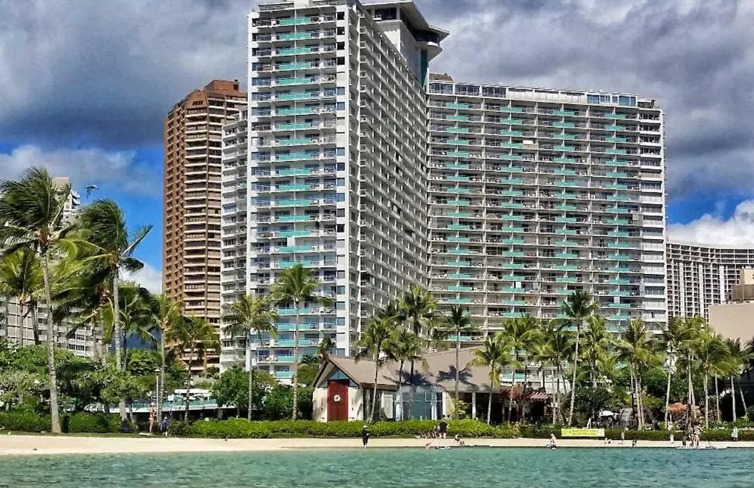 Waikiki Ilikai Tower- Free Parking Included-Save 45 Dollar A Day-1