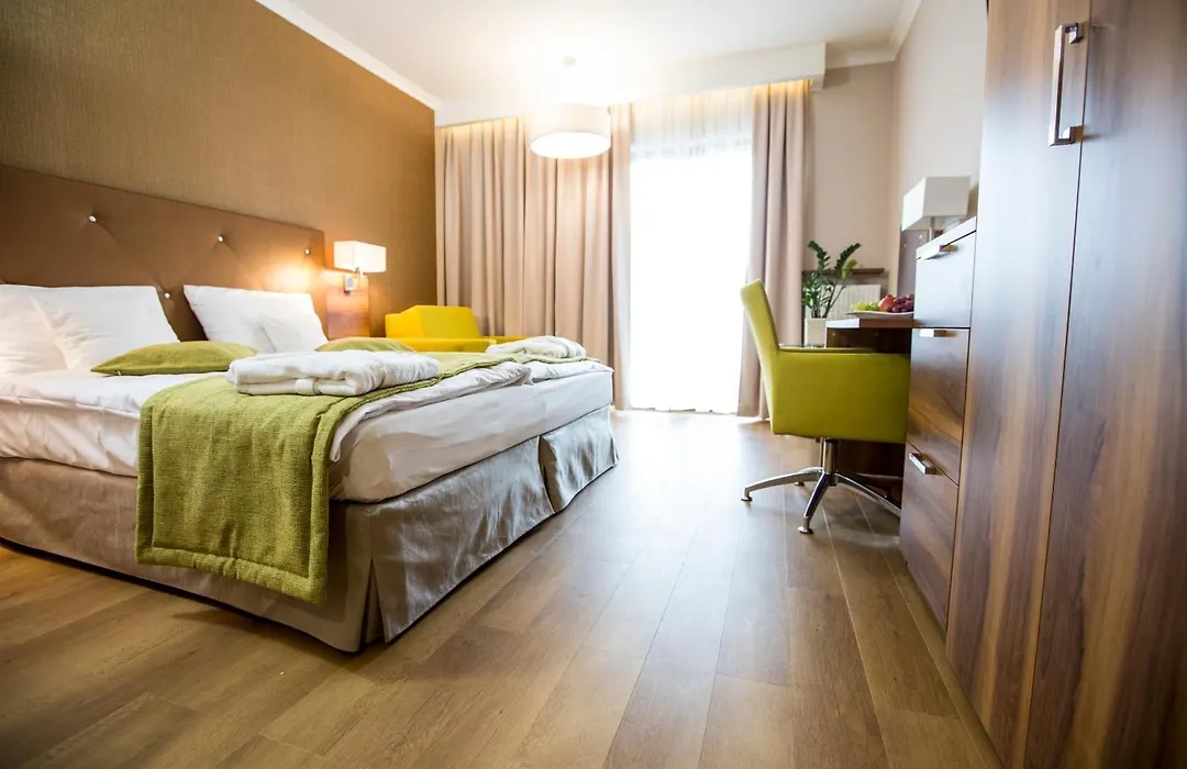 Mineral Hotel Malinowy Raj-1