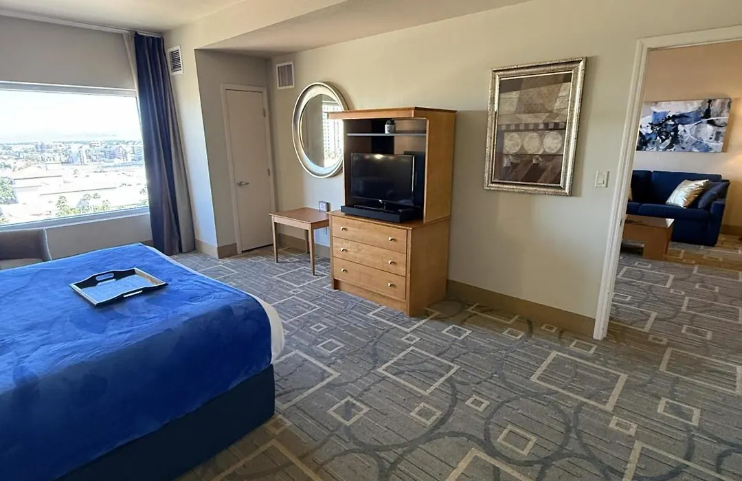 Idyllic Suite - Las Vegas-1