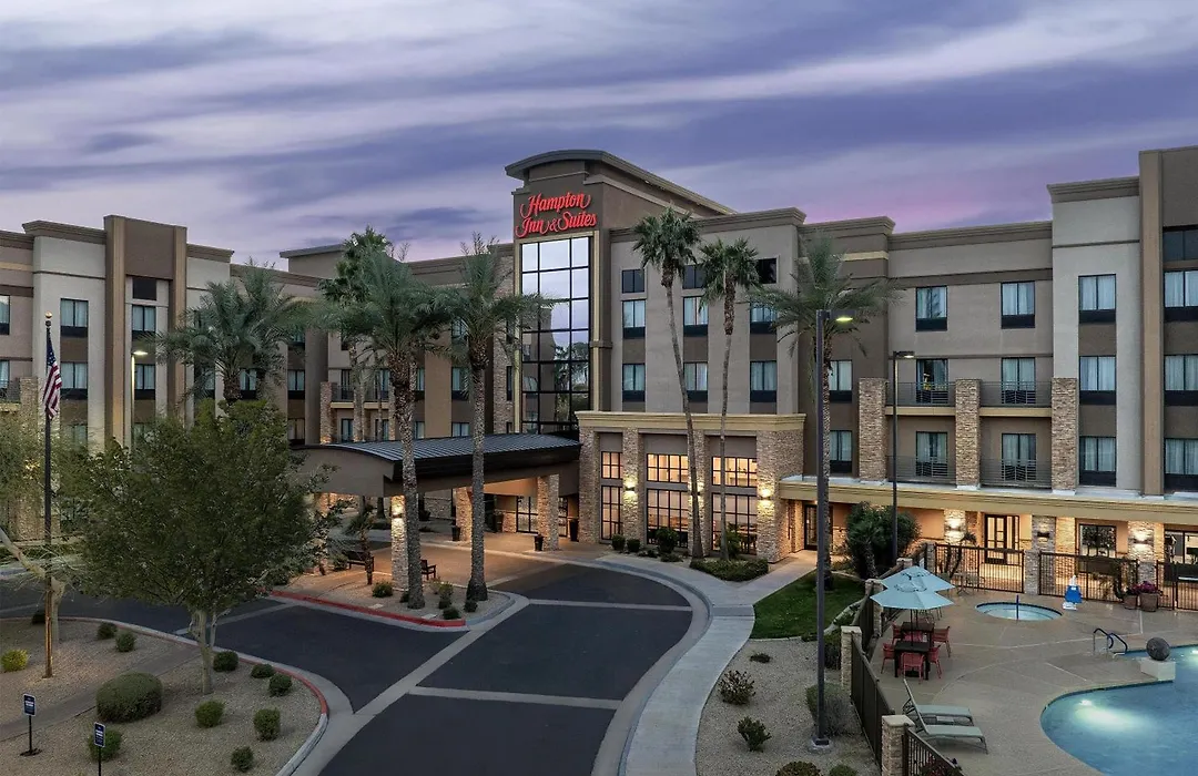 Hampton Inn & Suites Phoenix Glendale-Westgate-1