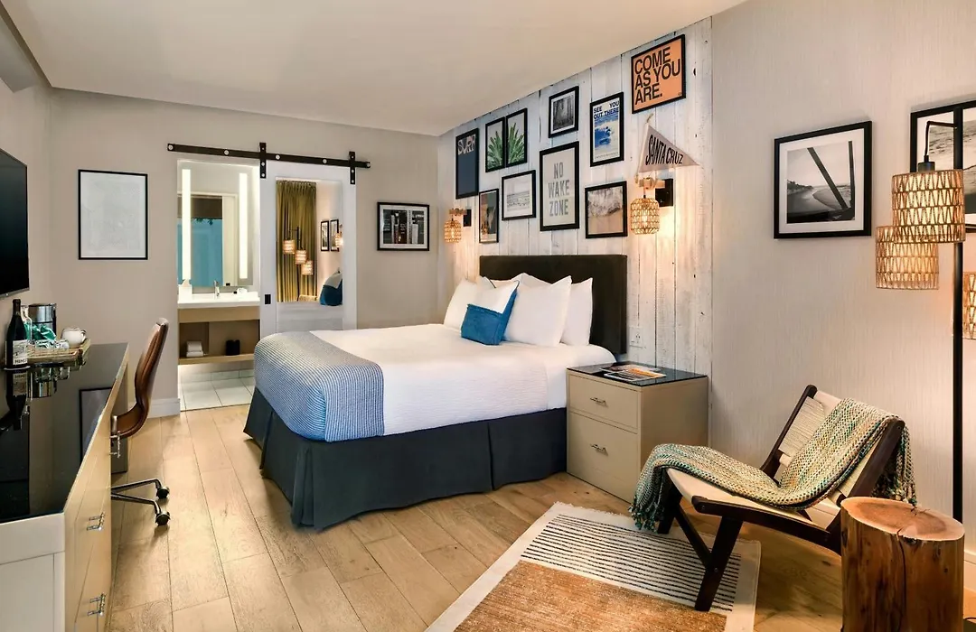 Hotel Paradox, Autograph Collection-1