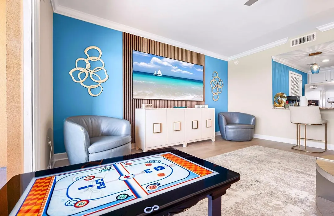 Splash Resort Luxury Pools Lazy River Water Parks Sept Still Available-1