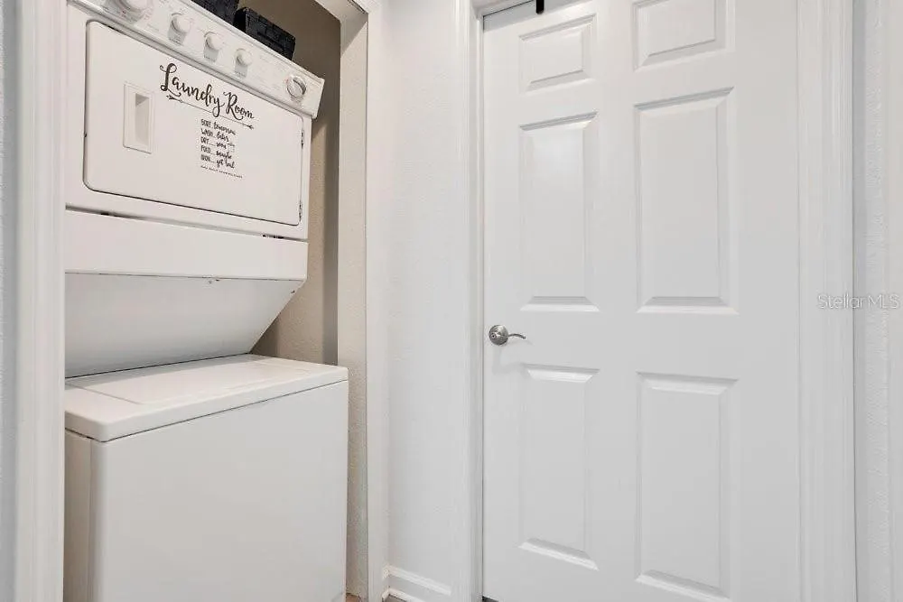 3 Bedroom Poolview Condo - Sleeps 10 - Harry Potter Themed Bedroom - 17 Min To Universal-1
