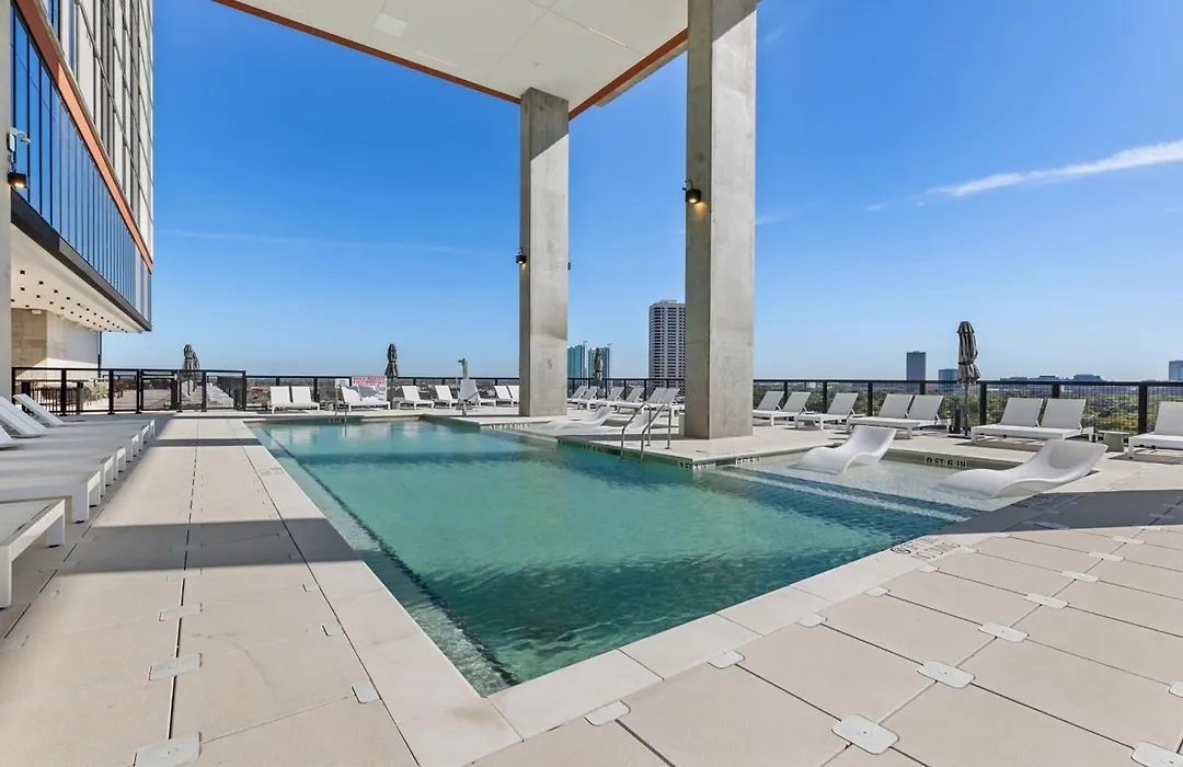 Sentral Forme Houston-1