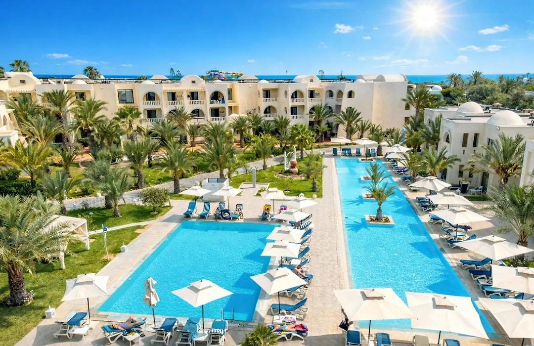 Cesar Thalasso (Adults Only)-1