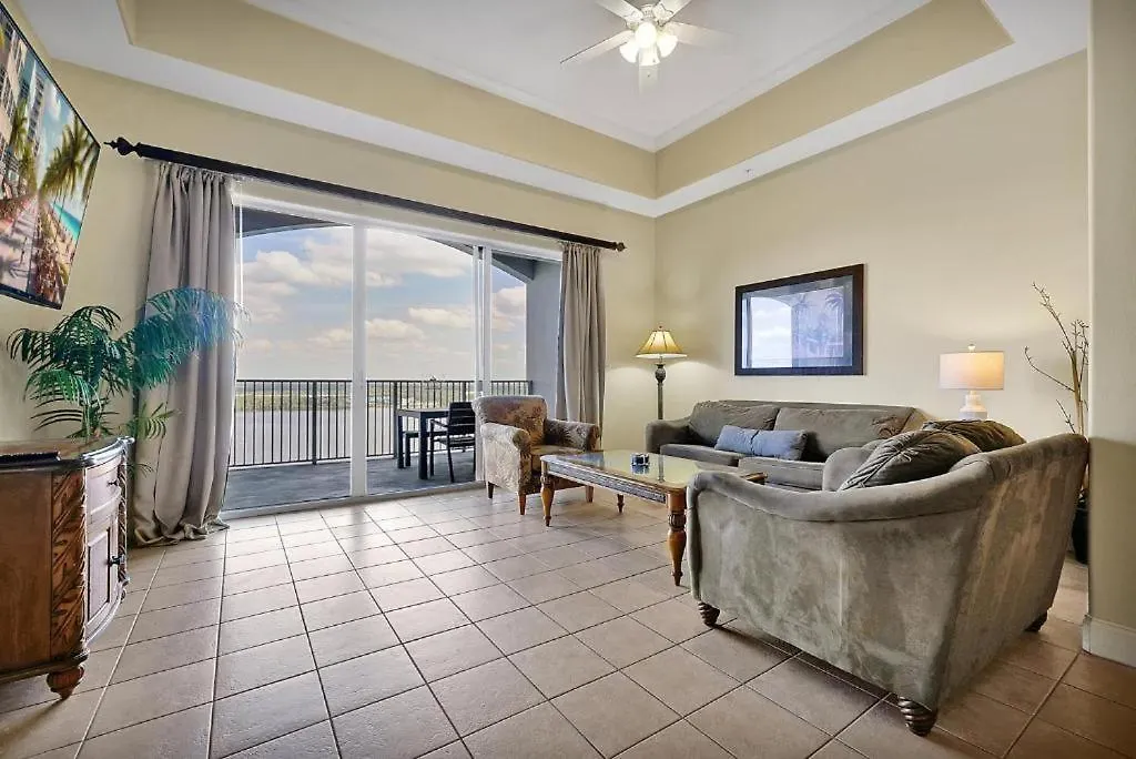 Penthouse Close To Disney Area And Malls Water View-1