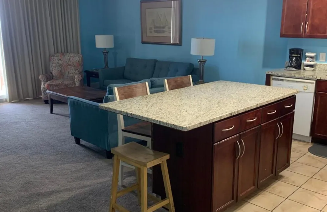 1717 Laketown Wharf 1 King Bedroom, 2 Bath-1