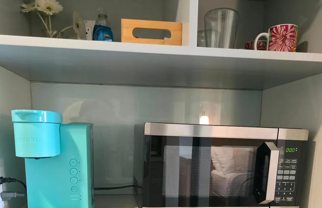Ocean View Room At Ala Moana Hotel- Fees Include-1