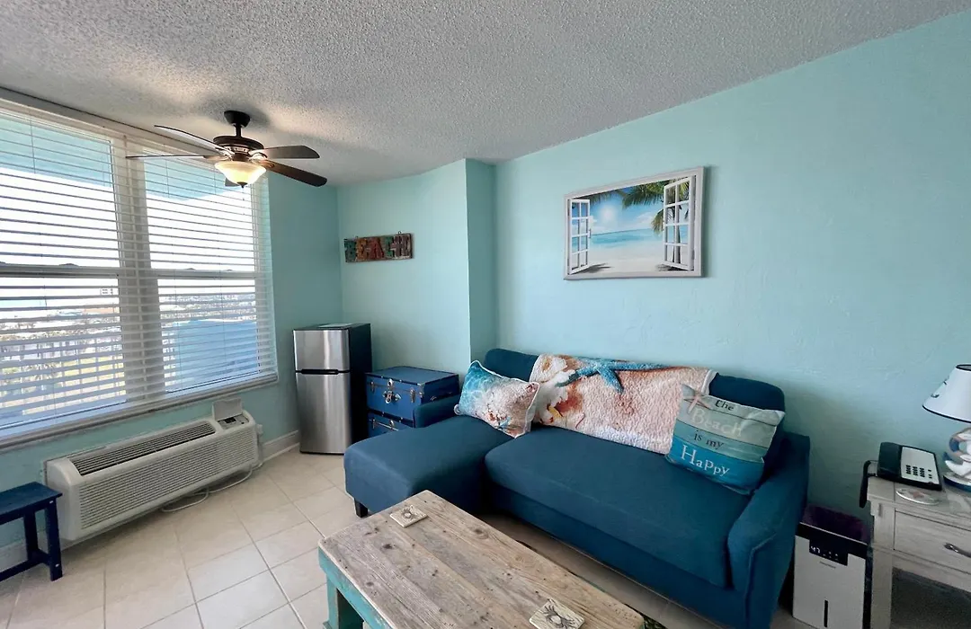 Oceanside Escape-1