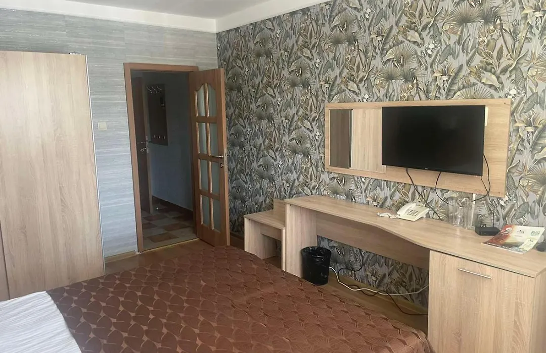 Balneo & Spa Hotel Aura-1