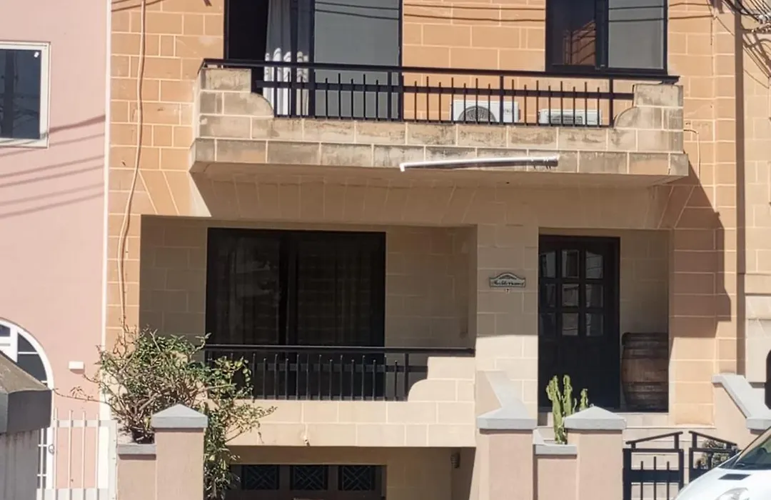 7 Mediterranean Villa-1