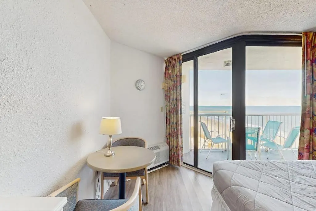 Sands Ocean Club 1522-1