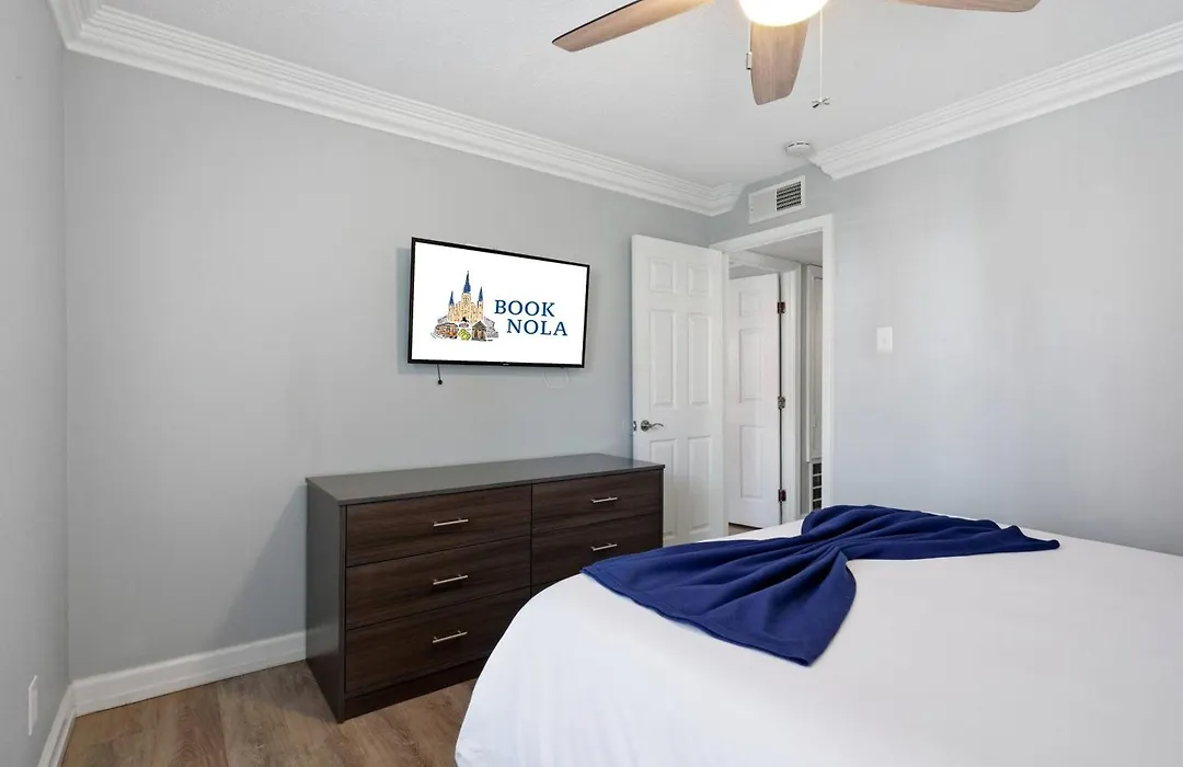 Frenchmen 2Br Retreat W Pool & Hot Tub Access-1
