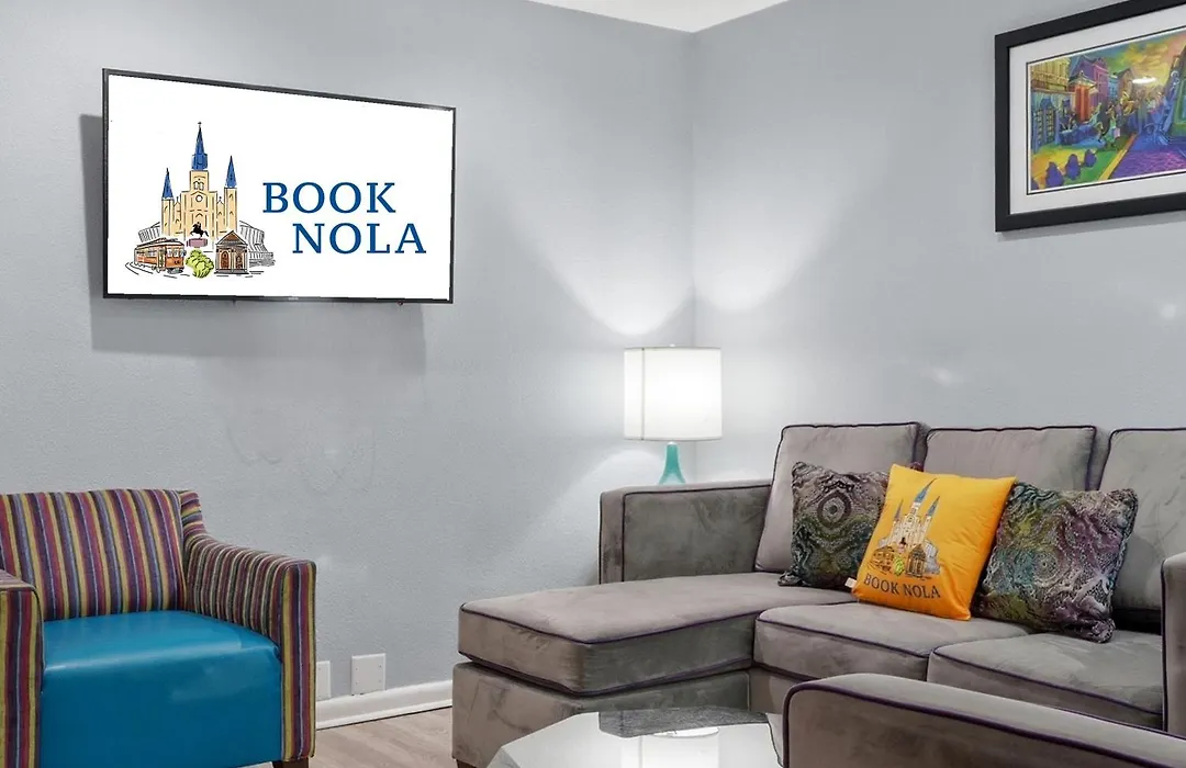 Chic 1Br Retreat On Frenchmen Street W Pool-1