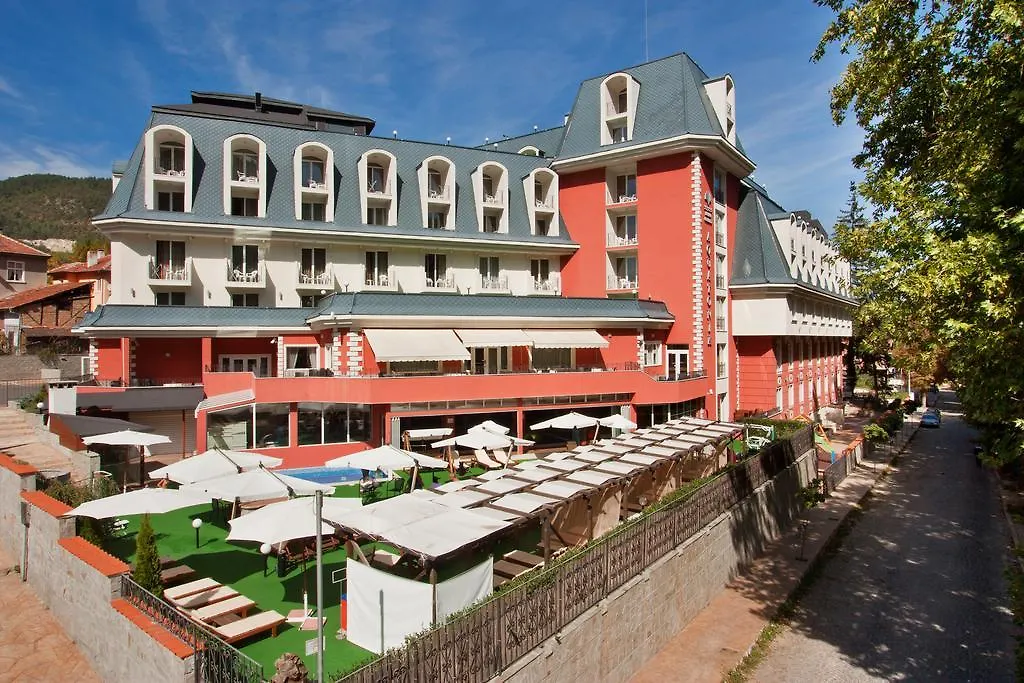 Balneo Complex & Spa Aquatonik-1